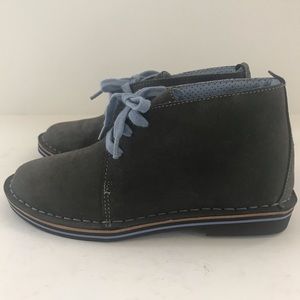 Boys Nike Air chukka boots by Cole Haan  size 1